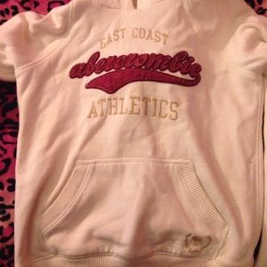 White Abercrombie sweatshirt