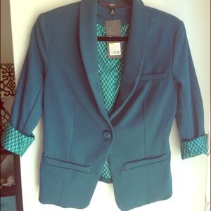 Brand New: Hedge Green Blazer with chevron details