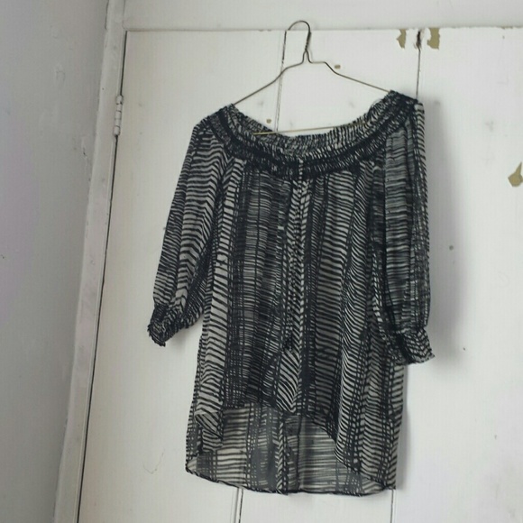 Black & White Flowy H&M Top - Picture 1 of 4