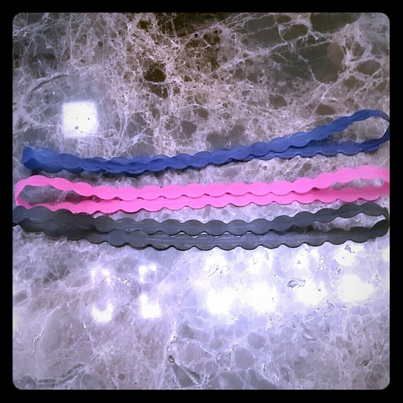 3 Elastic headbands