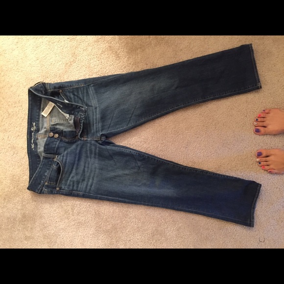 AE Artist crop Jean size 12! Great condition!