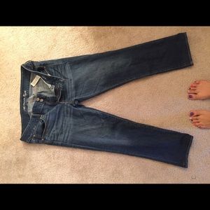 AE Artist crop Jean size 12! Great condition!