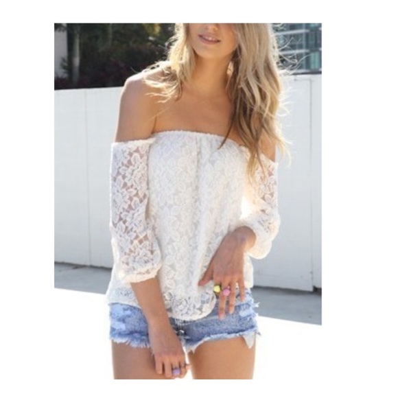 Tops - White off the shoulder lace top