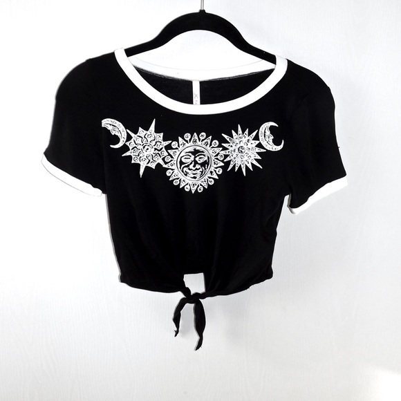 White Brandy Melville Inspired Astrology Crop - Picture 2 of 2