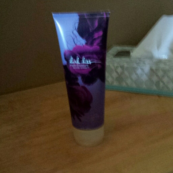 Bath and Body Works Dark Kiss lotion