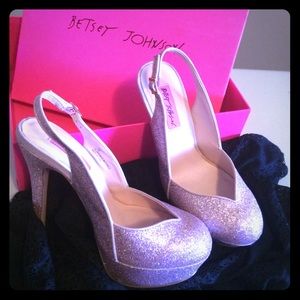 💫Betsey Johnson Pink Sparkle High Heels