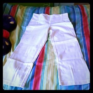 Make an offer! Lululemon gather&crow crops size 4