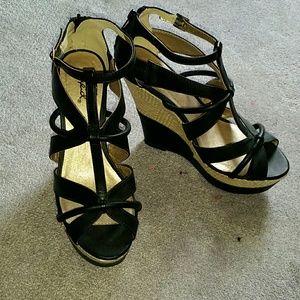 SOLD IN A BUNDLE Brand New Adorable Black Wedges