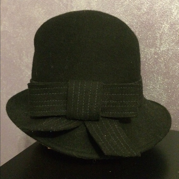 Adorable gap big bow hat