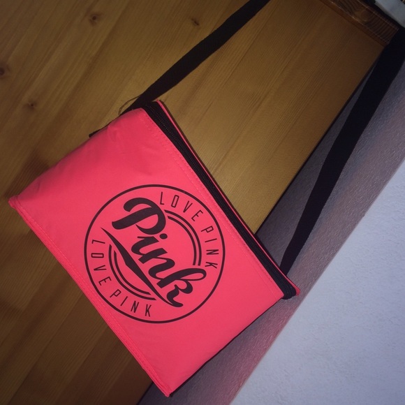 VS Pink Cooler ***SOLD*** - Picture 3 of 4