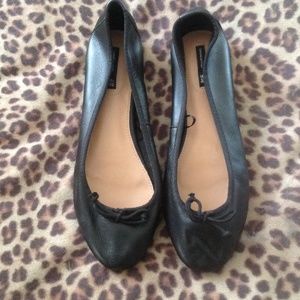 Black leather ballet flats 8.5