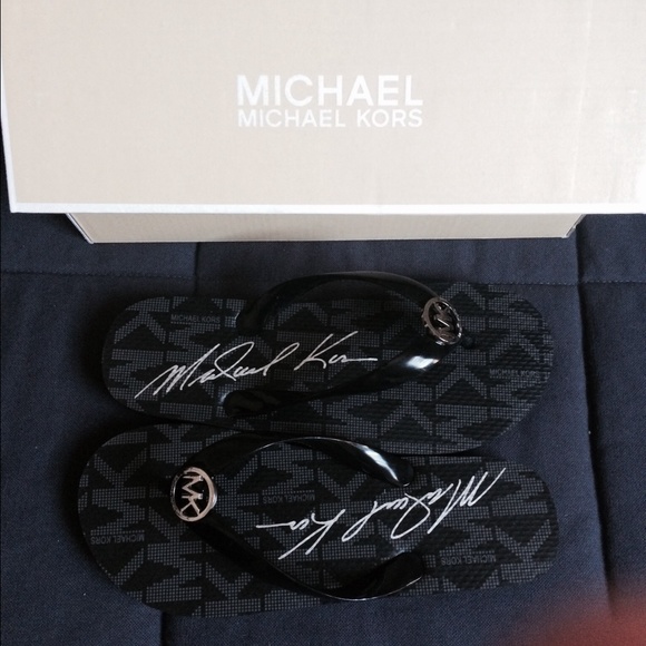 Michael Kors Black Flip Flops size 6 *BRAND NEW*