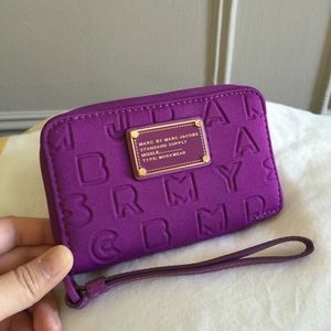 Marc by Marc Jacobs "Dreamy Logo" Wingman Wallet