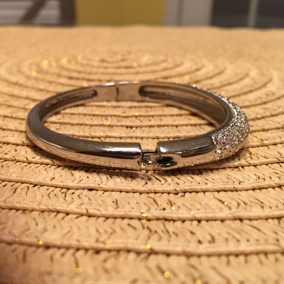 Round CZ and Silver Bracelet - Picture 2 of 4