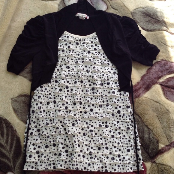 Polka Dot Ruffle Top - Picture 3 of 3