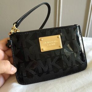 MK Jet Set Mirror Metallic Wristlet