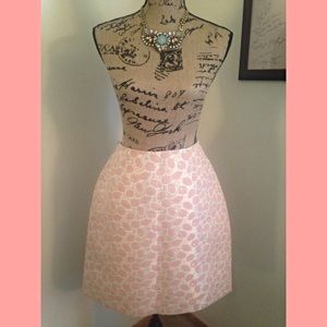 Like new, size 14 pencil skirt