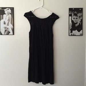 🚫sold🚫 Lace back little black dress