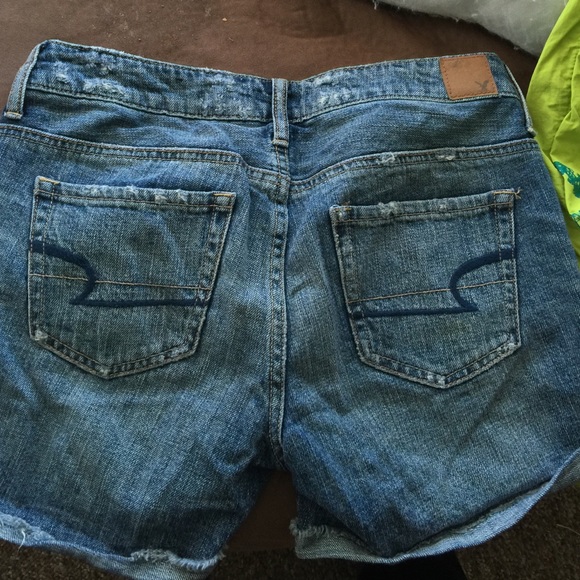 Shorts - Picture 3 of 3