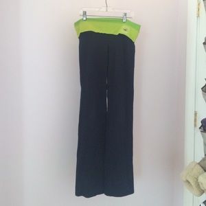 Hollister Boot cut yoga pants