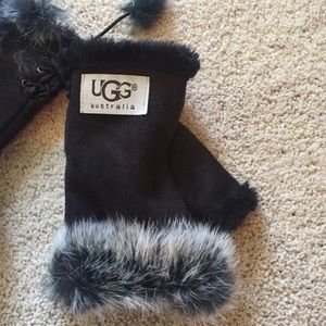 Ugg fingerless gloves