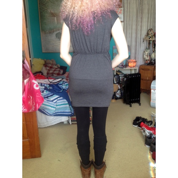 Dress - Picture 2 of 4