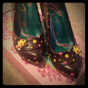 Magic mushroom brown heels