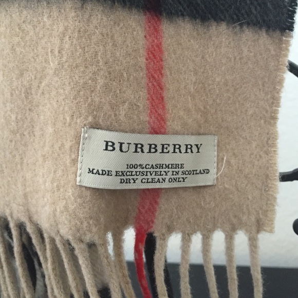 Burberry scarf