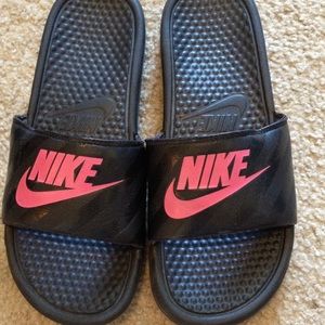 Nike slip ons