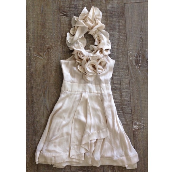 bebe Dresses & Skirts - ⤵️PRICE DROP⤵️ BEBE XXS RUFFLE DRESS!