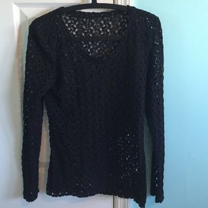 Beautiful black stitched long sleeve top