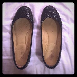 ⚡️⚡️REDUCED PRICE ⚡️⚡️Coach black flats