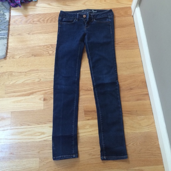 american eagle dark wash jeans - Picture 2 of 2