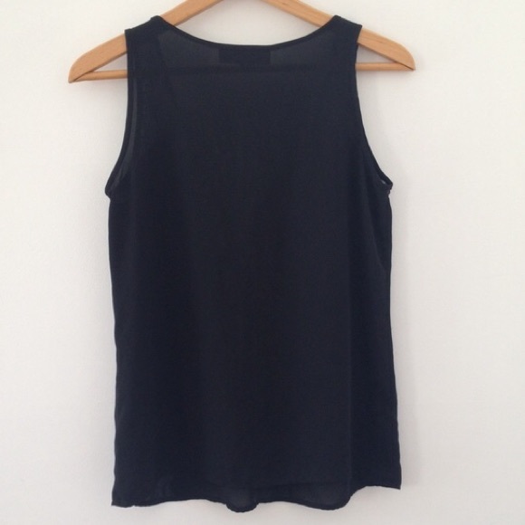 Black lace top - Picture 3 of 4