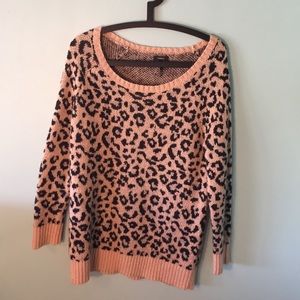 Adorable cheetah print sweater