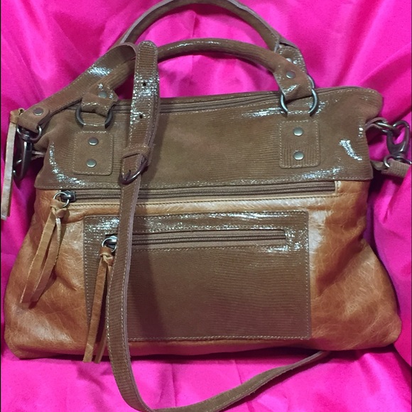 Luciana Verde Handbags - Luciana Verde genuine leather cross body purse