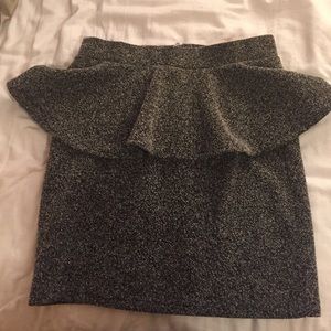 💲🔽⚡️⚡️PRICE REDUCED⚡️⚡️Topshop peplum skirt