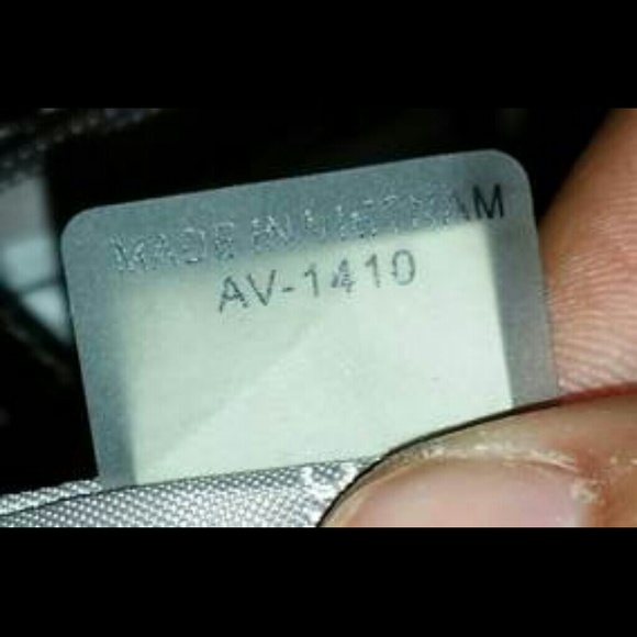 Sold Mk tote - Picture 4 of 4