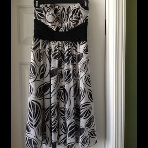 White House Black Market dress size 00