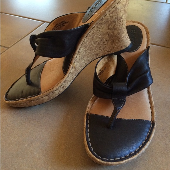 Born wedge sandal