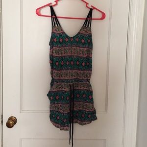 Aztec print romper with pockets