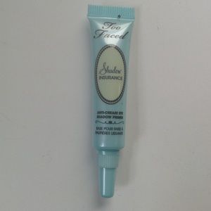 Too faced shadow insurance primer