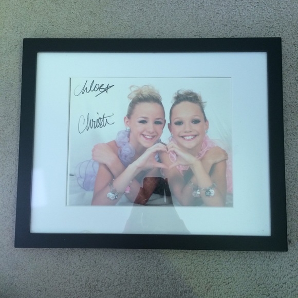 Chloe & Christi lukasiak signatures
