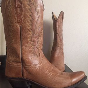 Tan Handcrafted Western Boots