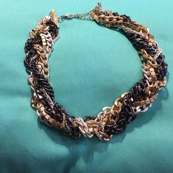 Jewelry - 🆑Twisted silver, gold and black necklace.