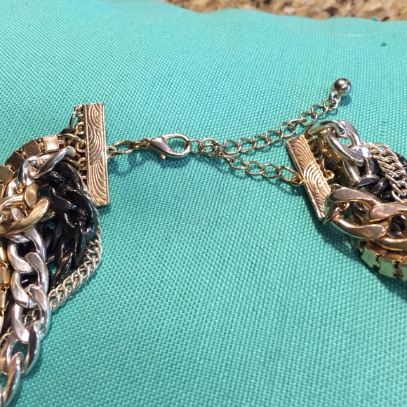 🆑Twisted silver, gold and black necklace. - Picture 3 of 4