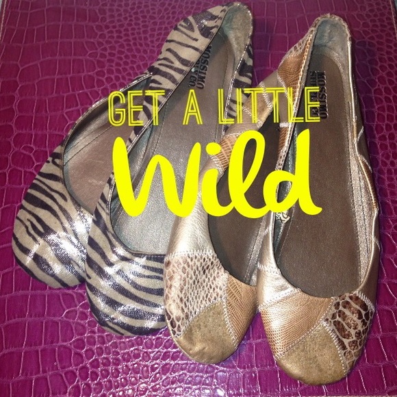 Animal print ballet flats