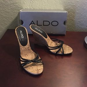 💥SALE💥Gently Used Aldo Wedges