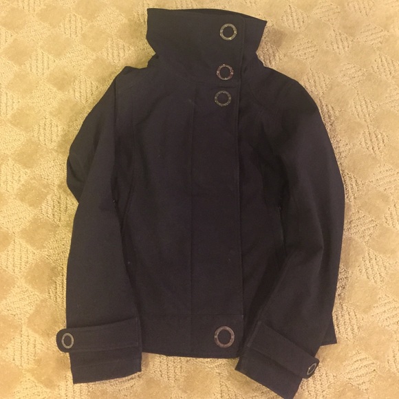 Very rare Lululemon jacket!