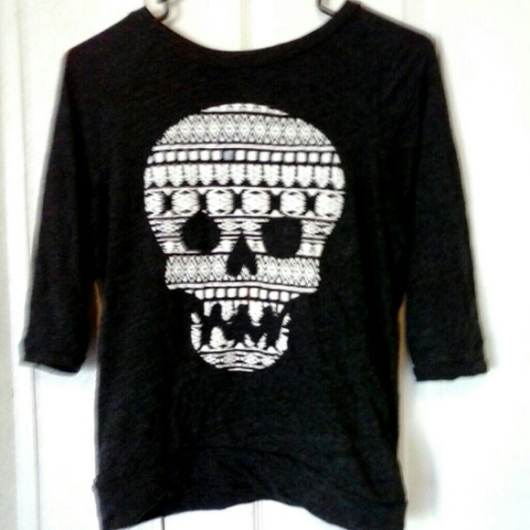 Half sleeve shirt
